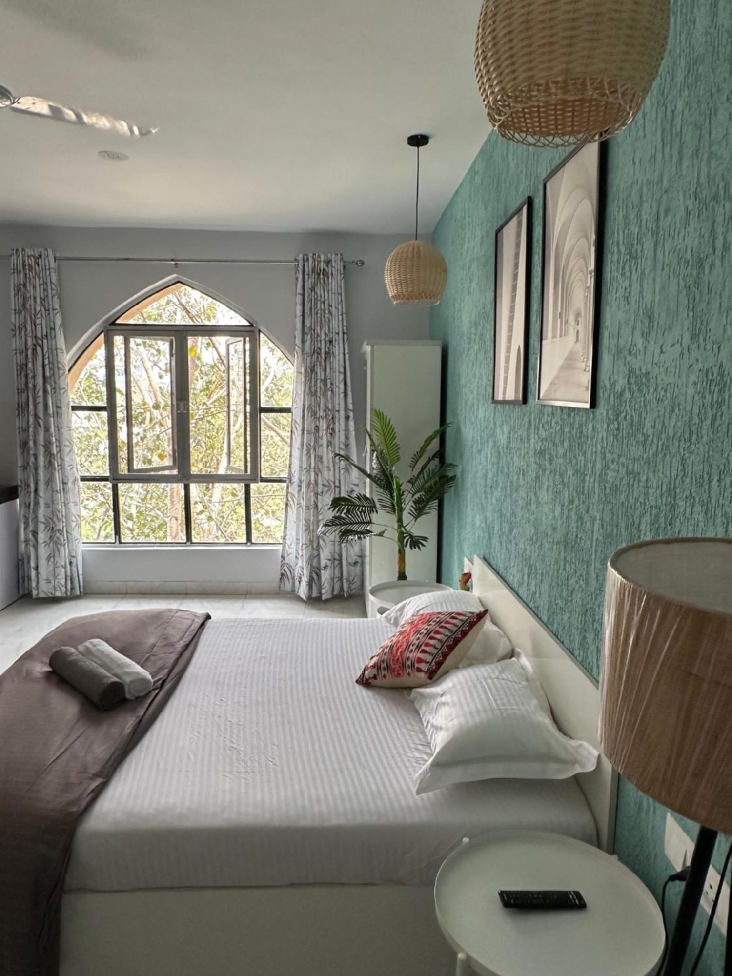 Apartment Azure : Private In Koregaon Park Pune