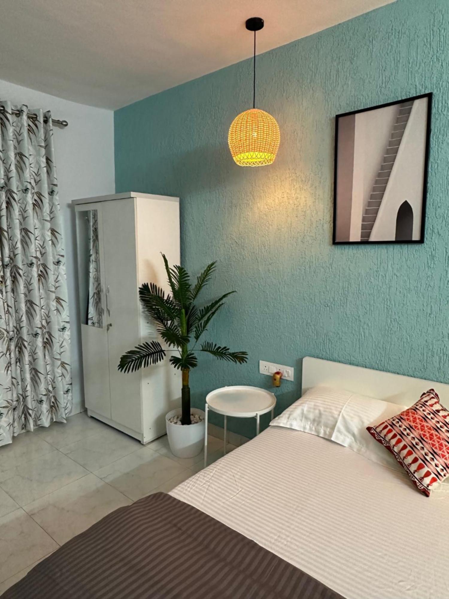 Apartment Azure : Private In Koregaon Park